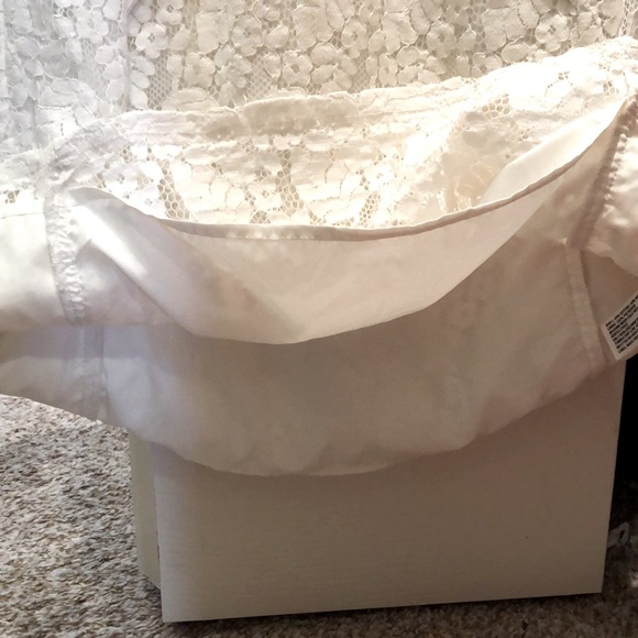 Merona Lace Top in White - Picture 6 of 7